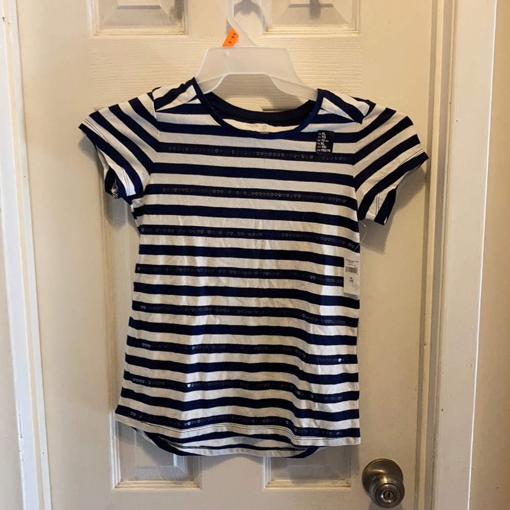 Gap shirt